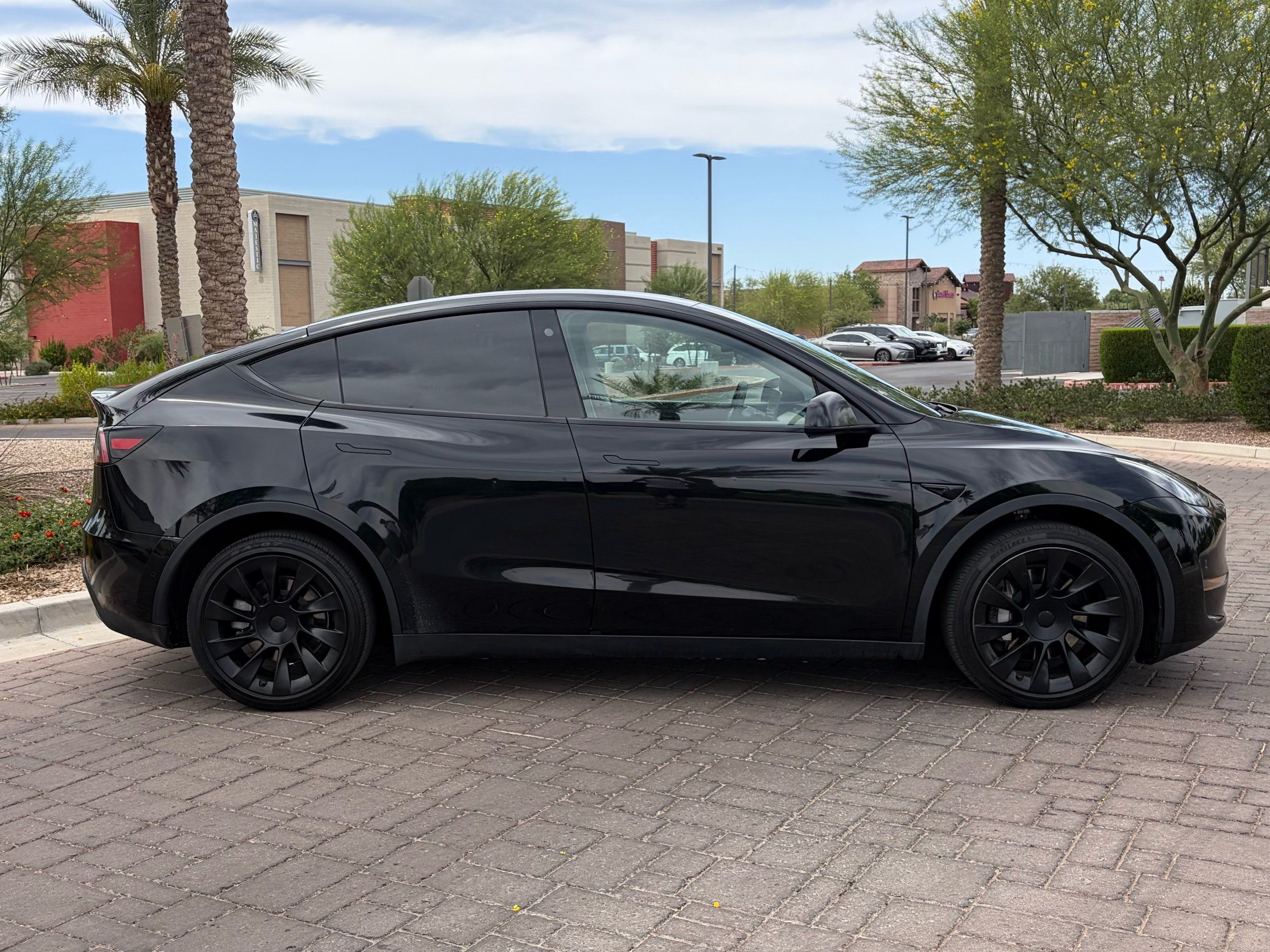 tesla model y 2022 7SAYGDEE9NF480769 image tesla model y 2022 7SAYGDEE9NF480769 image